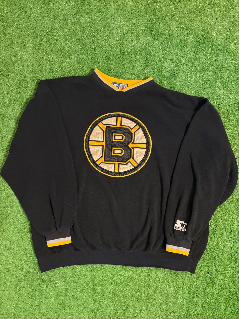 Vintage Starter Boston Bruins Pullover Sweater